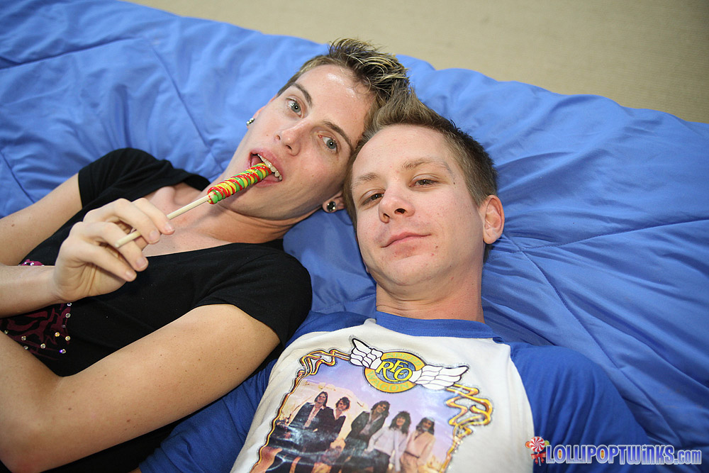 Dustin_Revees_and_Vince_Faulkner_-_Lollipop_and_Cocks_for_Twinks_1080p_s1.jpg