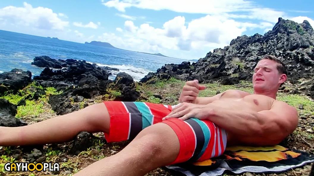 Danny_Klein_Missing_JO_plus_Extended_Hawaii_Ocean_Outdoor_Jerk_1080p_s4.jpg